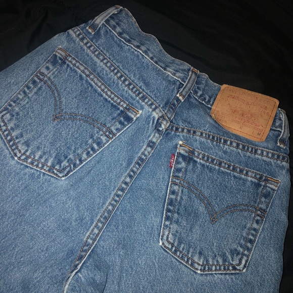 Levi’s vintage mom jeans - Picture 4 of 6